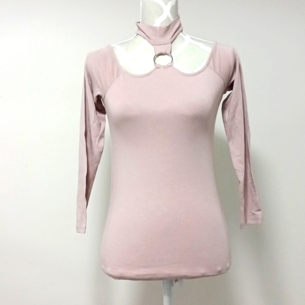 *2/10* Pink Cut Out Top